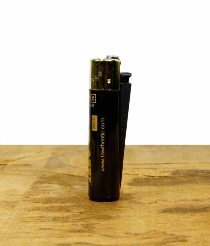 Clipper-RAW-Black-mit-goldener-Cap-2.jpg