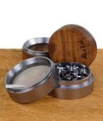 black-leaf-grinder-nussholz-4-teilig-4.jpg