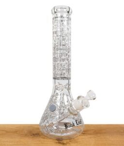 black-leaf-hieroglyphen-beakerbong.jpg