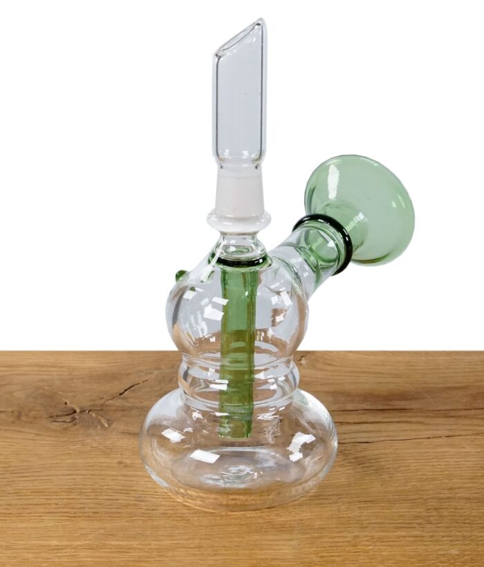 black-leaf-oelbong-mini-gruen-3.jpg