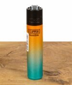 clipper-feuerzeug-crystal-gradient-orange-blau.jpg
