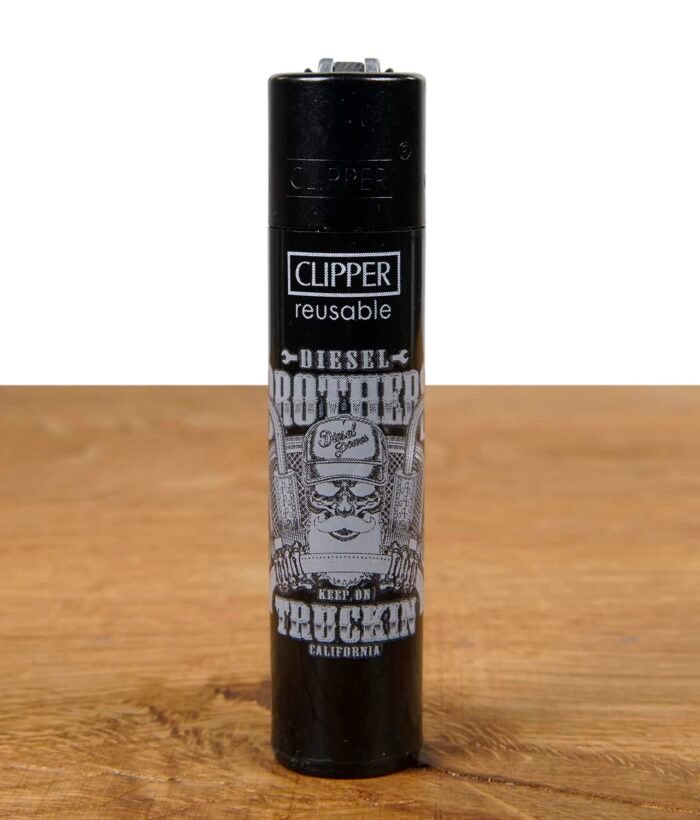 clipper-feuerzeug-driving-skulls-keep-on-truckin-california.jpg
