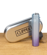 clipper-metall-feuerzeug-metallic-gradient-blue.gif