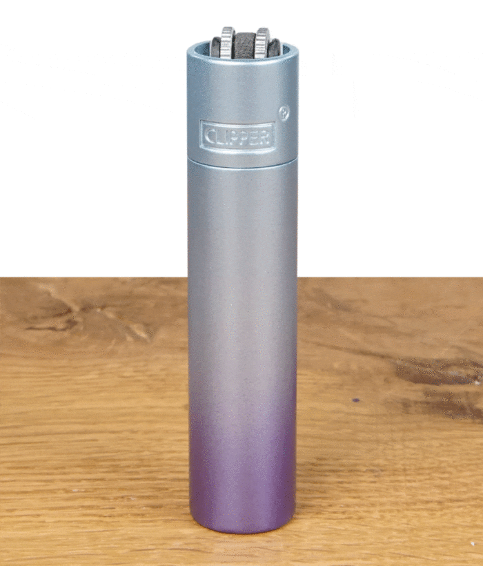 clipper-metall-feuerzeug-metallic-gradient.gif