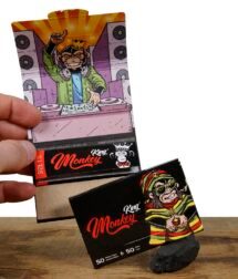 monkey-king-paper-1-1-4-size-mit-tips-und-tray.jpg