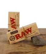 raw-connoisseur-papers-1-1-4-size-mit-vorgerollten-filtertips.jpg