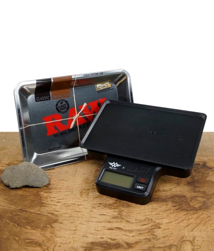 raw-myweigh-tray-scale-0,01-1000g-mit-rolling-tray-1.jpg