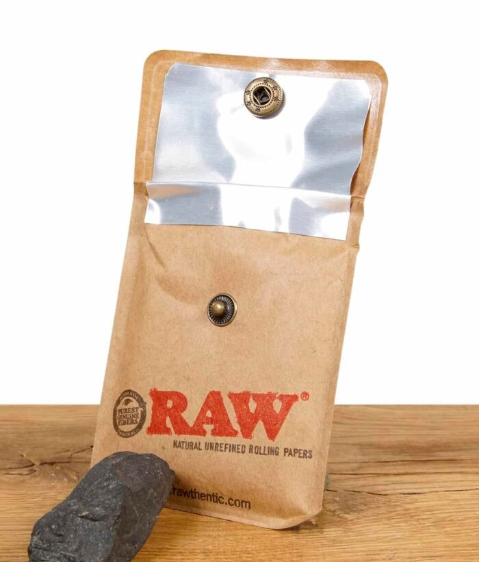 raw-pocket-ashtray-taschenascher-1.jpg