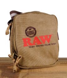 raw-schultertasche-braun1.jpg