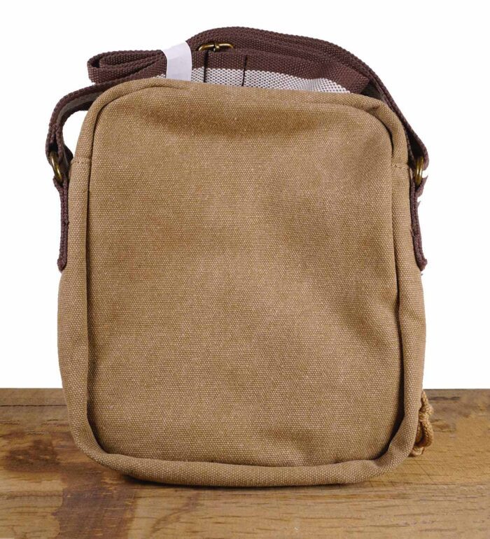 raw-schultertasche-braun2.jpg