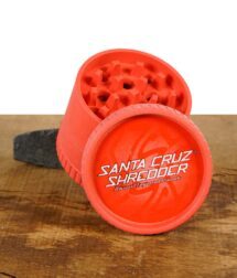 santa-cruz-shredder-hanf-4-teilig-rot-2.jpg