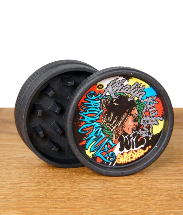 santa-cruz-x-wiz-khalifa-hemp-grinder-2-teilig-1.jpg