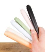 Hand die 6 Jointtubes von SMOWE in der festhält