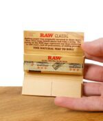 raw-classic-connosseur-1-1-4-size-papers-mit-tips-2.jpg