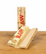 raw-organic-hemp-connoseur-king-size-slim-mit-tips-2.jpg
