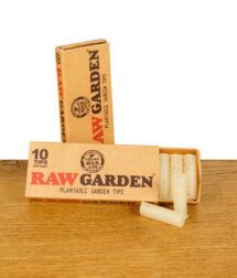 RAW Garden Tips offen auf dem Tisch