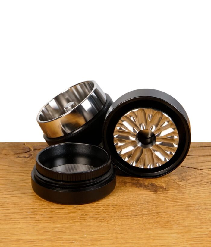 flower-mill-2-zoll-next-gen-premium-grinder-3.jpg