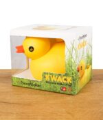 KWACK Silikon-Bong in ihrer Originalverpackung von PieceMaker mit grünem Wiesen-Design.
