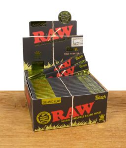 raw-black-organic-hemp-50er-display.jpg