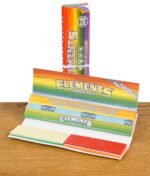 Bunte Elements Connoisseur Papers – King Size Slim Drehpapier mit Tips im Regenbogen-Design