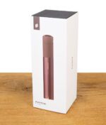 Puffco Pivot Mocha Verpackung mit Abbildung des Vaporizers auf hellem Hintergrund