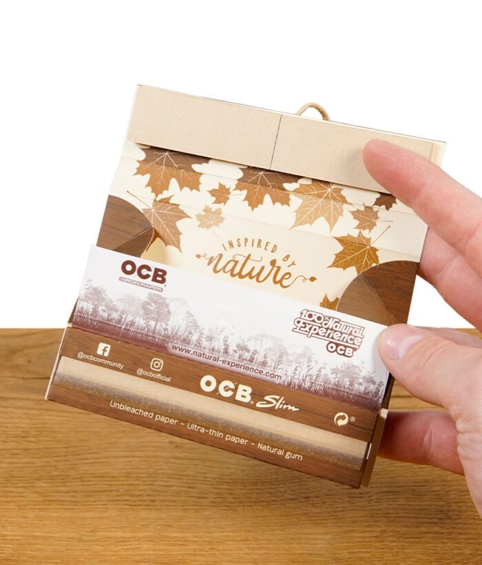 Rückseite des OCB Roll Kit mit herbstlichem Naturdesign