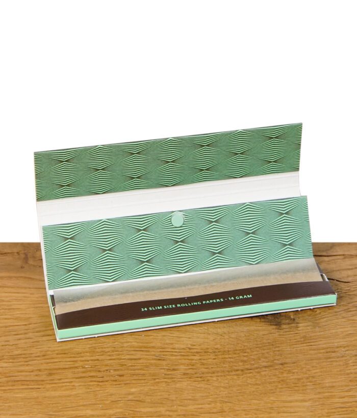 Innenansicht des Mascotte Brown Slim Combi Packs mit stylischem Design und Papers.
