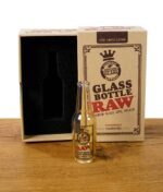 RAW Glasfilter Flasche neben geöffneter Box mit "Very Limited Edition"-Aufdruck