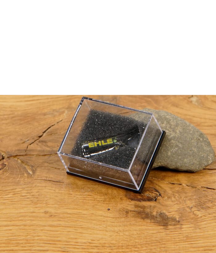 EHLE. e-Tip Glasfilter in transparenter Präsentationsbox mit Schaumstoffeinlage