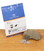 Siebe und geöffnete Verpackung des Storz & Bickel Venty Sets auf Holztisch