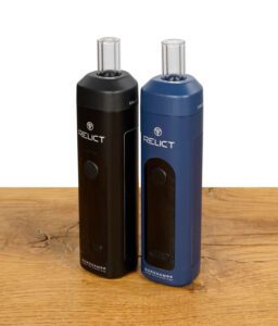 Norddampf Relict Vaporizer in Deep Black und Nordic Blue nebeneinander