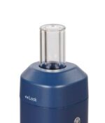 Relict Vaporizer mit aufgesetzter blauer Kühleinheit und Glasmundstück