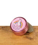 Pinker Black Leaf Grinder mit Einhornmotiv und Regenbogen, Motiv: "Bitch Bong"