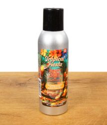 Aufrecht stehende Dose des Smoke Odor Sprays Tropical Fiesta mit Deckel, Etikett zeigt bunte Blüten und einen Papagei