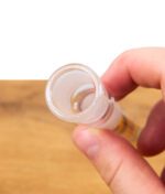 Detailansicht des unteren Teils vom Black Leaf Chillum mit psychedelischem Muster