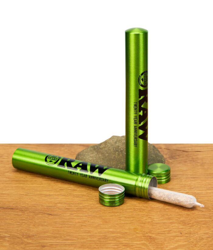 RAW Aluminium Jointtube mit offenem Deckel und befülltem Cone