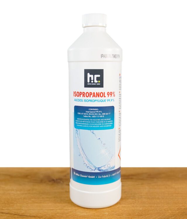 Isopropanol in einer weißen 1 Liter Flasche