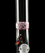 Glasrohr und Logo von Jerome Baker an einer EHLE Glasbong