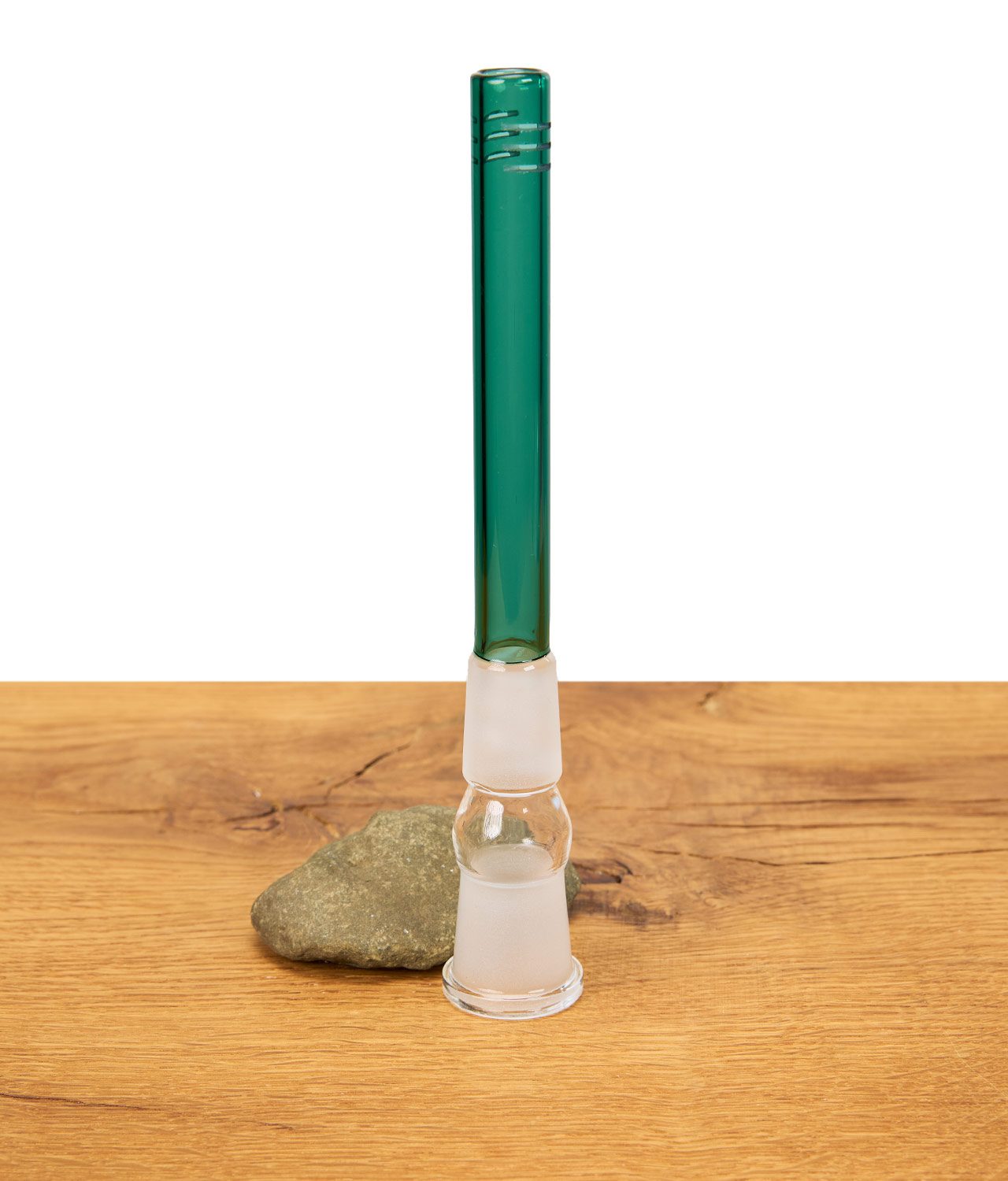 qinglong-ersatz-chillum-jpg Qinglong Ersatzchillum mit der Kopfseite stehend auf einem Holzbrett