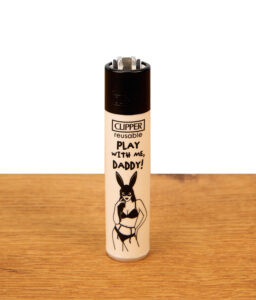 clipper-feuerzeug-ffx-adult-#5-play-with-me-daddy.jpg