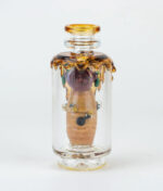 Hinteransicht des Puffco "Save the Bees" Aufsatzes von Empire Glassworks