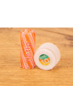 RipTIp Size 10 Honeysuckle Glasfilter neben Deckel mit Sticker