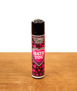 clipper-kiss-me-#3-hate-you.jpg