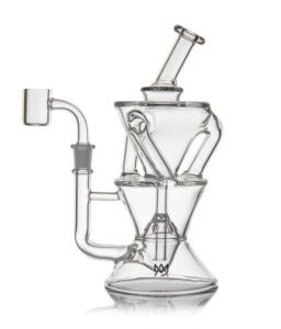 Die komplette MJ Arsenal Triad Dab Rig aus Glas mit angeschlossenem Quarzbanger